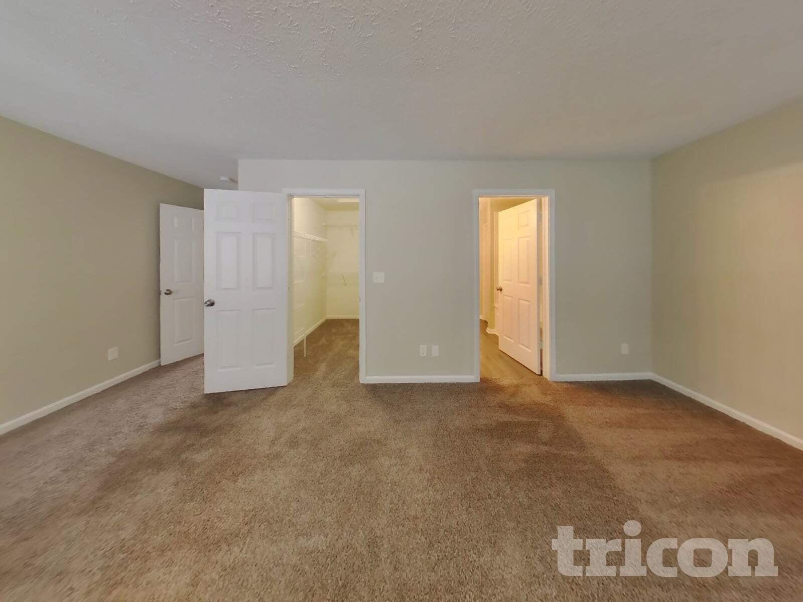 Building Photo - 911 Pine Ridge Way