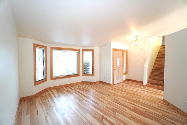 Building Photo - 11965 W Gunsmoke Dr