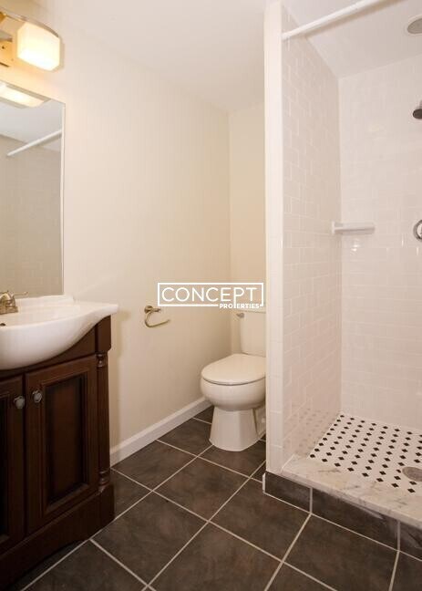 Building Photo - 12A Parker Hill Ave. Unit 2