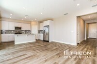 Building Photo - 2075 Comstock Ln