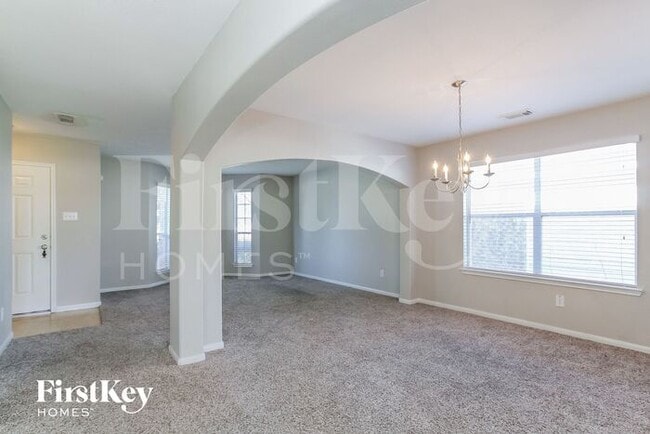 Building Photo - 2811 Long Grove Ln