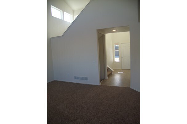 Building Photo - Spacious 3 Bed, 2 1/2 Bath in Berthoud