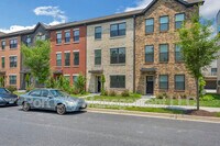 Building Photo - 4322 Roland Heights Ave