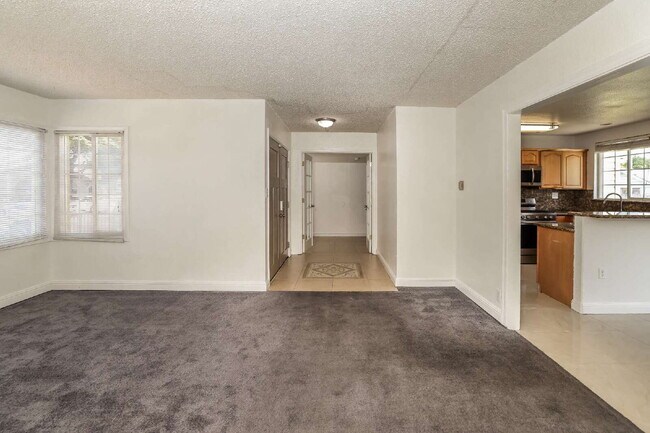 Building Photo - 2810 Devon Way
