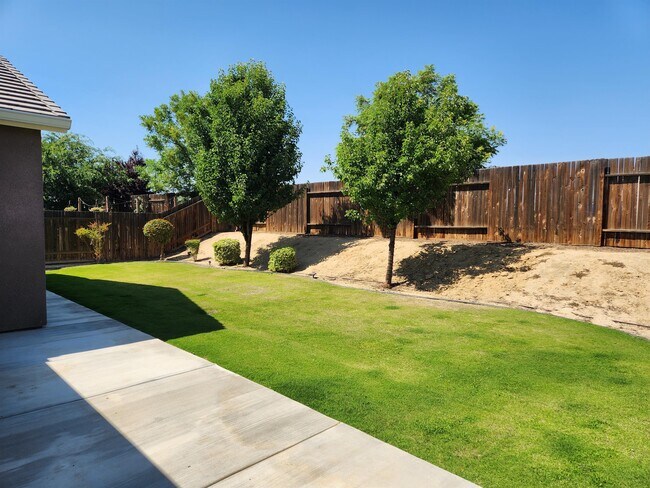 Building Photo - 13710 Onyx Night Dr
