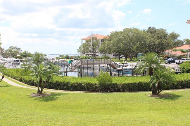 Building Photo - 1804 Mariner Dr