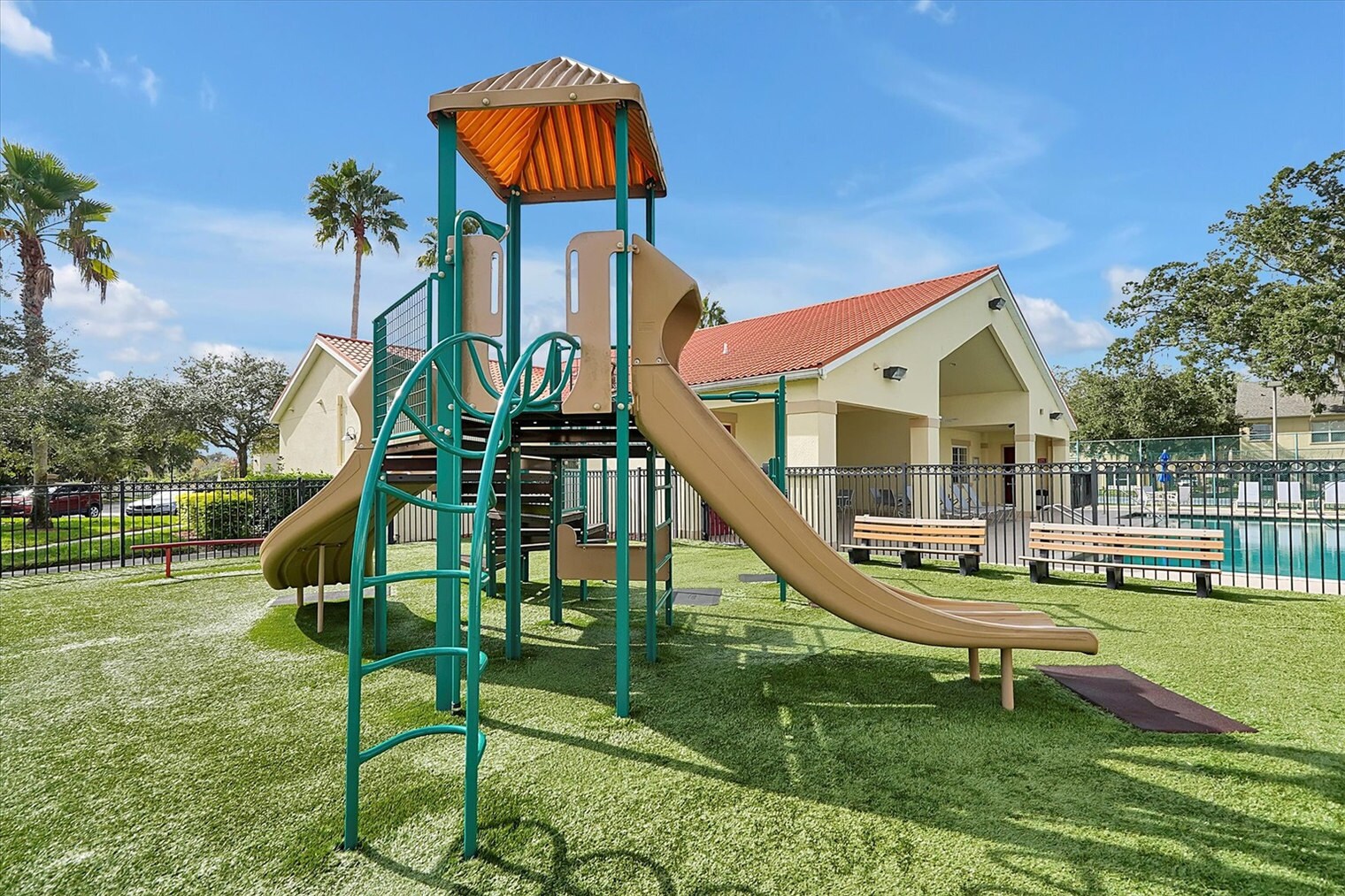 Building Photo - 2722 Club Cortile Cir