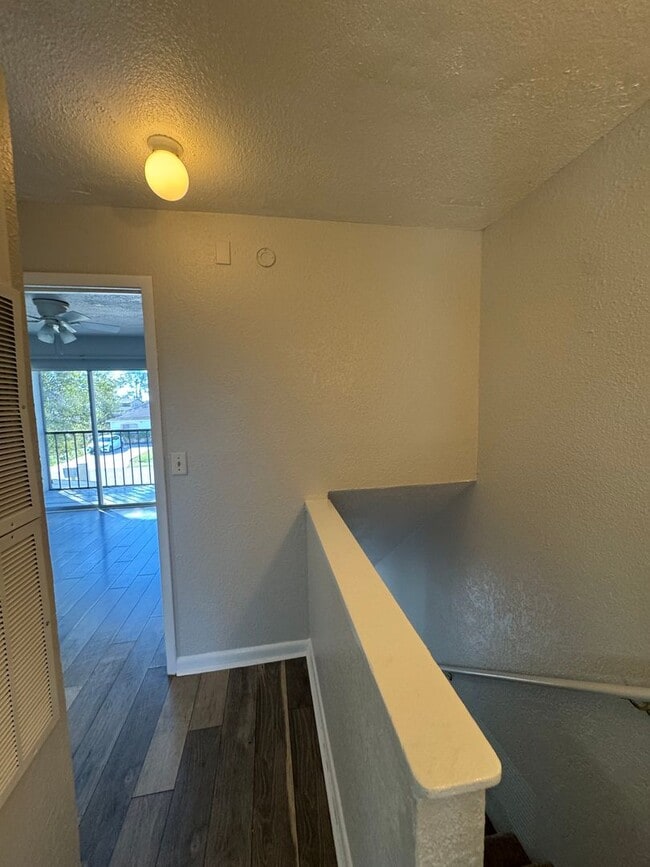 Building Photo - Spacious Poinciana Townhome