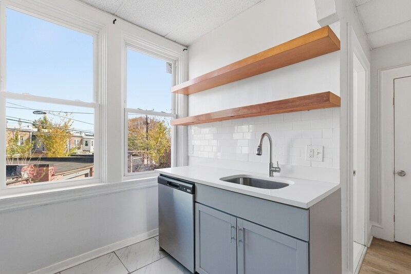 Building Photo - 3221 The Alameda