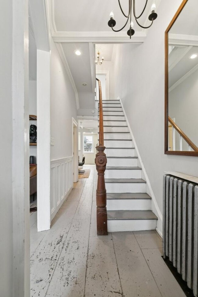 Building Photo - 1228 Catharine St