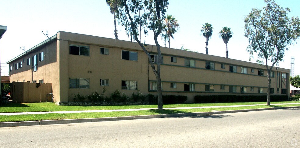 Building Photo - Mountain View