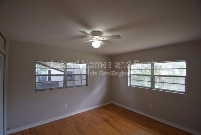 Building Photo - 307 Steedly Ave