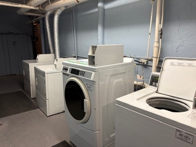 Building Photo - 1758 Commonwealth Ave