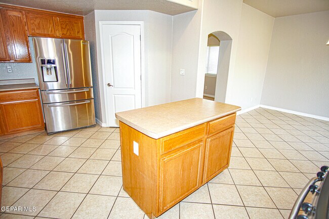 Building Photo - 12712 Tierra Karla Dr