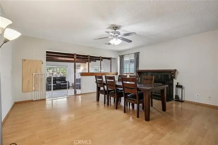 Building Photo - 1339 N Devonshire Rd