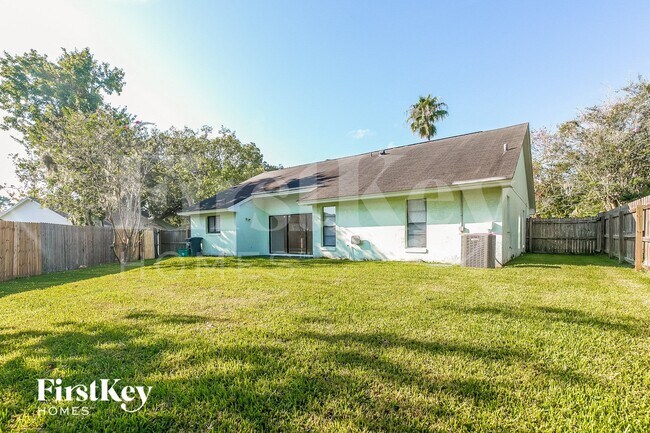 Building Photo - 1003 Faircloth Ct
