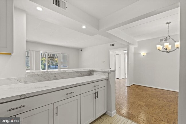 Building Photo - 6301 N Charles St