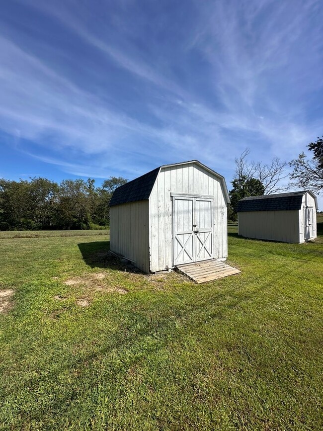 Building Photo - 2 Bedroom 1 Bathroom Mobile Home - Carlisl...