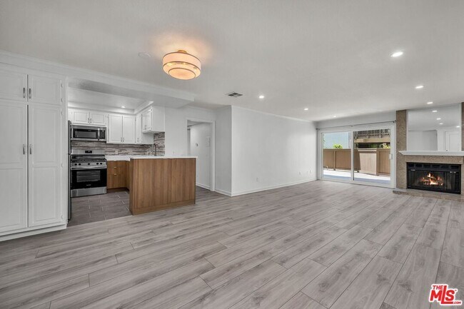 Building Photo - 8600 Tuscany Ave