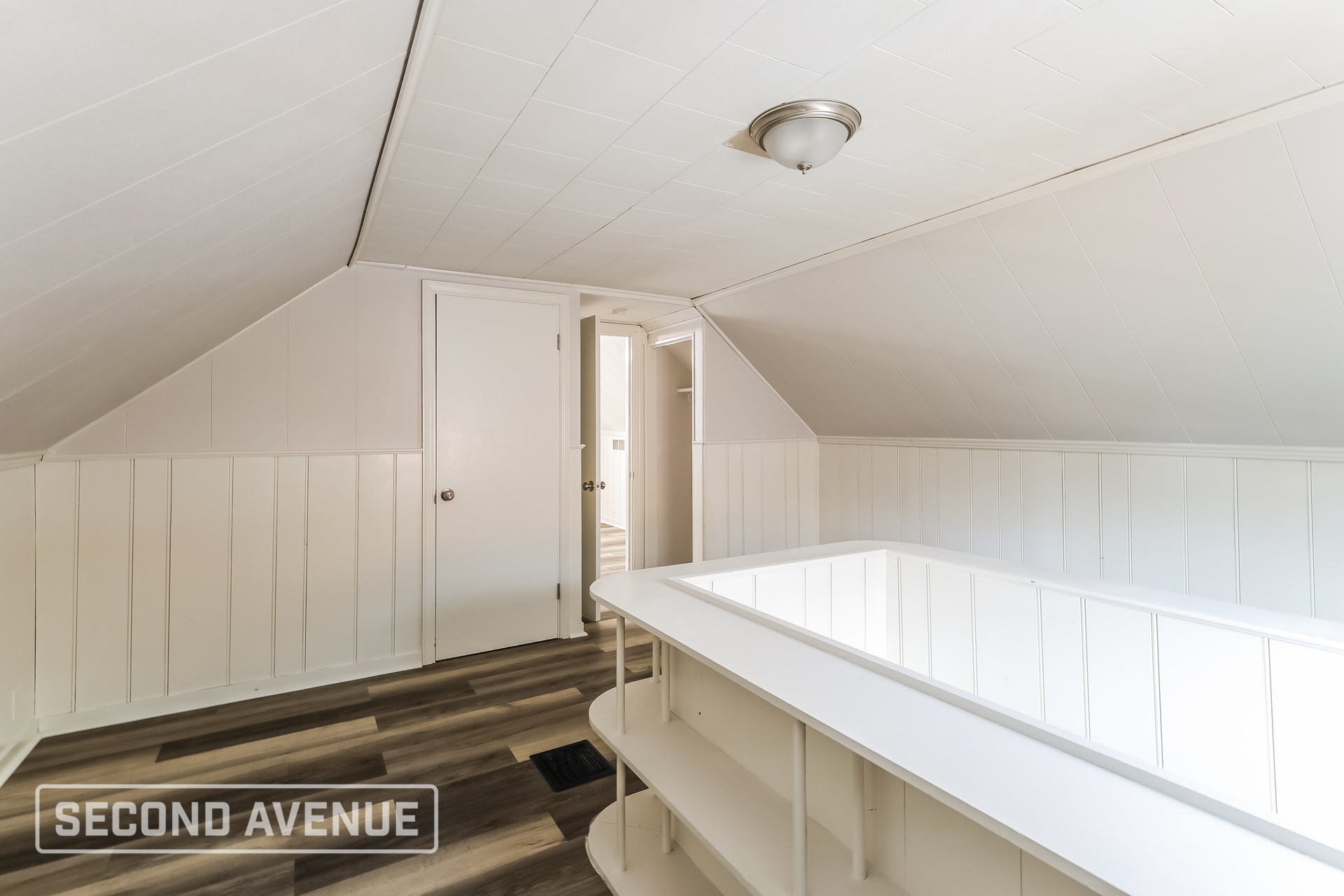 Building Photo - 1136 S Lynnebrook Dr