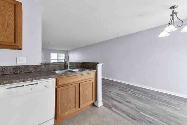 Building Photo - 8326 Bruntsfield Rd