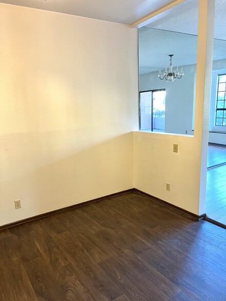 Breakfast Area in Kitchen - 4707 Willis Ave