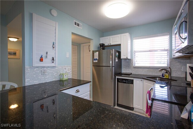 Building Photo - 225 Turtle Lake Ct