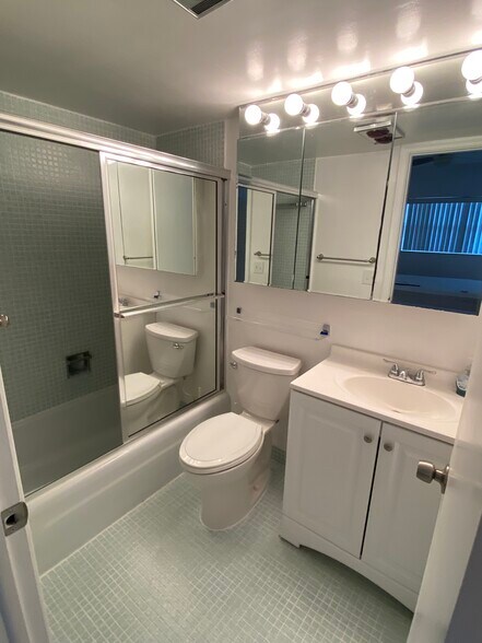 Building Photo - 3351 Spanish Trl