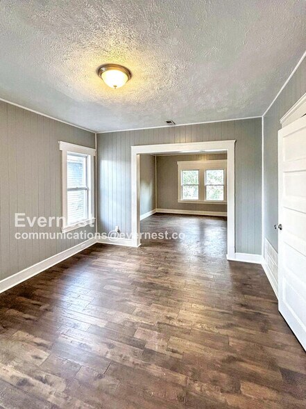 Building Photo - 1809 Denison Ave