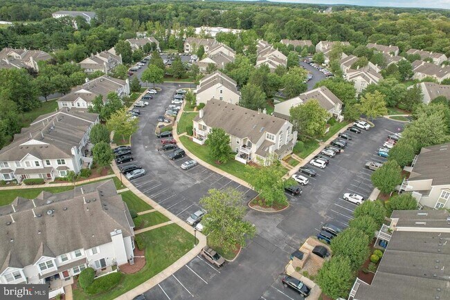 Building Photo - 3102B Limestone Way