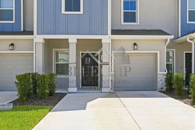 Building Photo - 2634 Runners Cir
