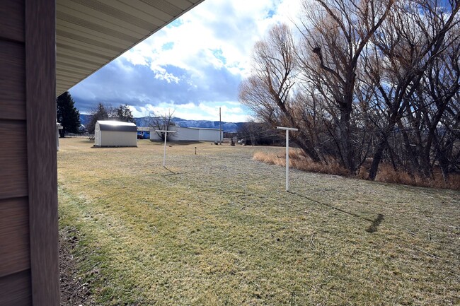 Building Photo - 272 WY-335