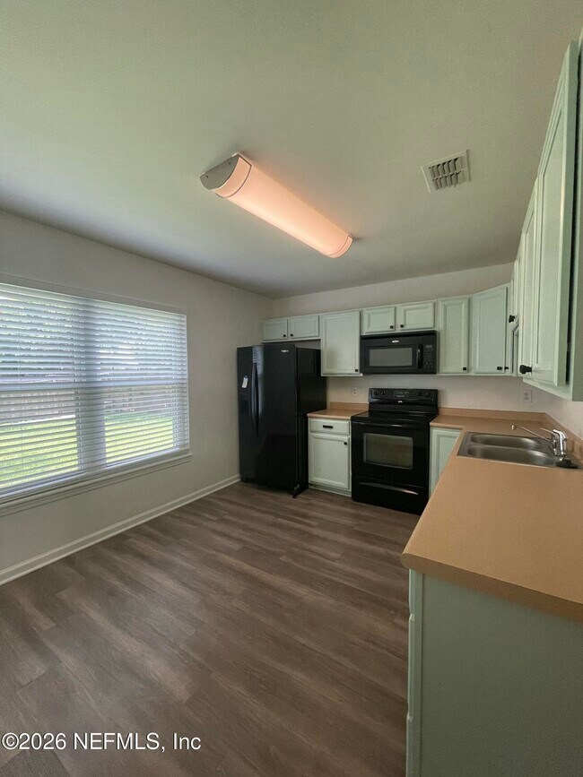 Building Photo - 11432 Skipjack Way S
