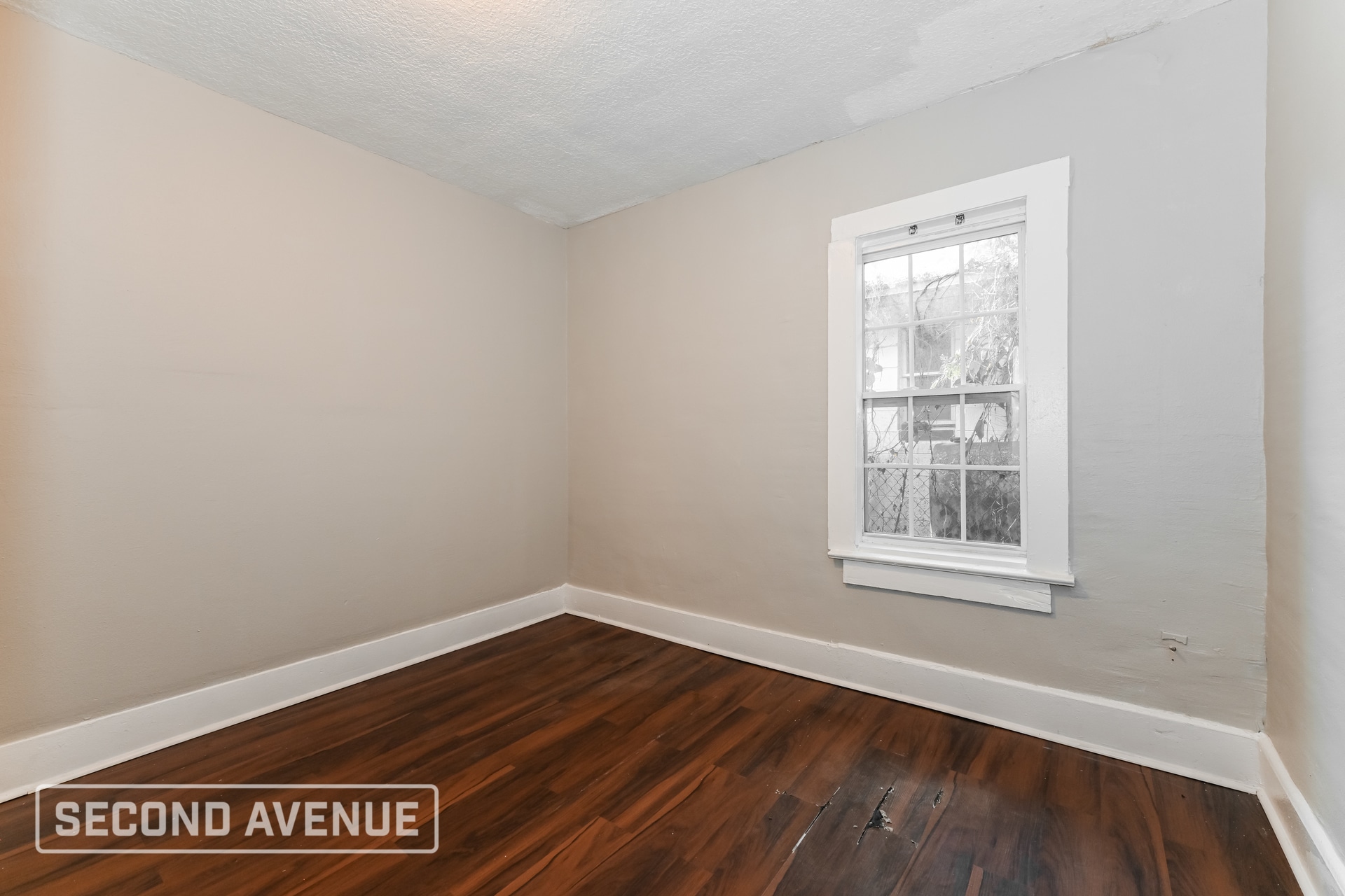 Building Photo - 1548 W 23rd St