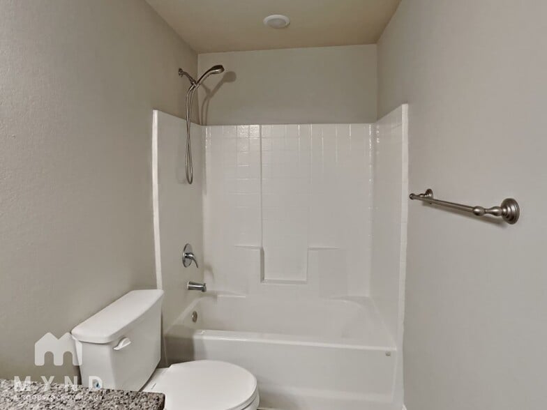 Building Photo - 768 Rolling Terrace Cir