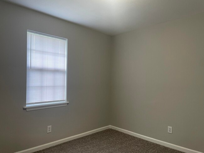 Building Photo - 4474 Fulcher Rd