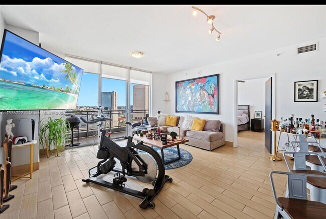 Building Photo - 90 SW 3rd St