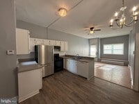 Building Photo - 2423 E Allegheny Ave