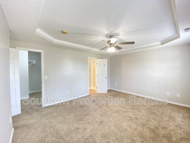 Building Photo - 346 Cresthaven Dr