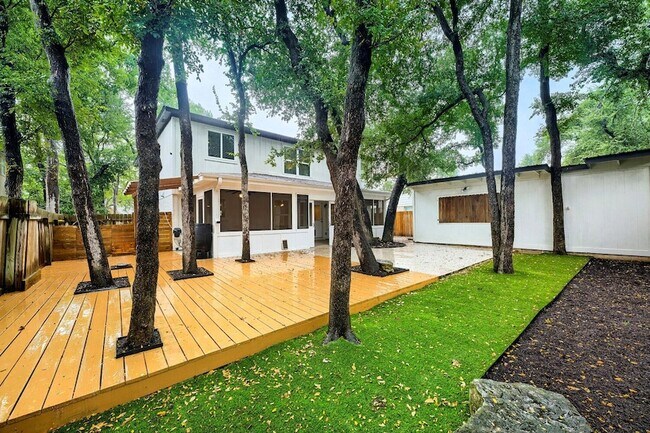 Building Photo - 13104 Tilder Dr