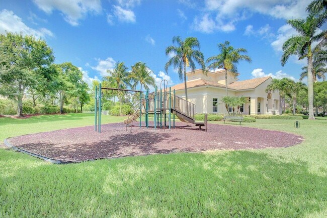 Building Photo - 8020 Briantea Dr