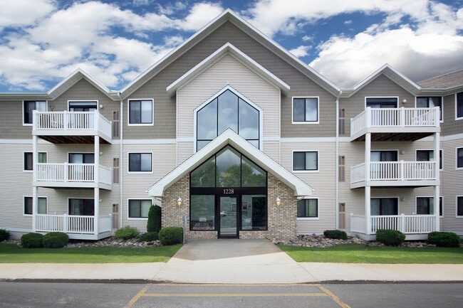 Building Photo - Regency Park South