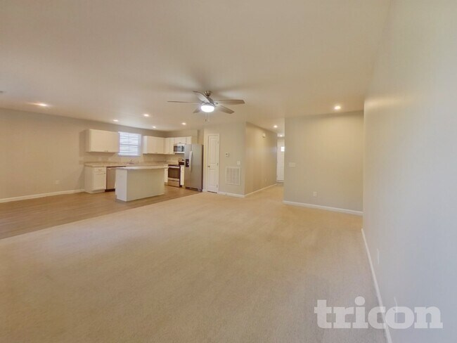 Building Photo - 137 Portchester Ln