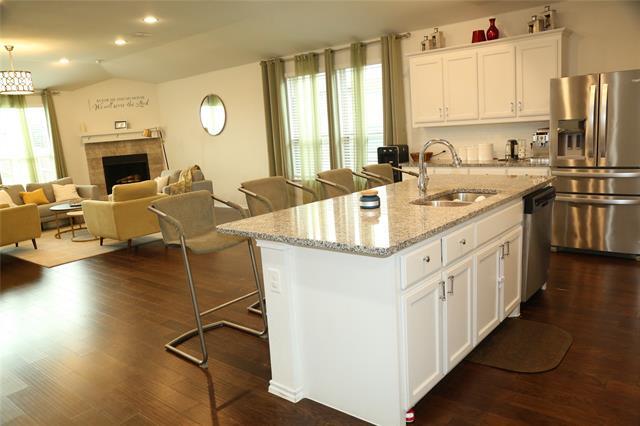 Building Photo - 4313 Cordata Dr