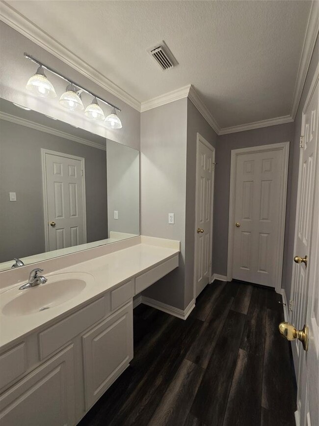 Building Photo - 1411 Hunter Ace Way