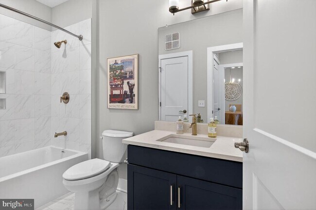 Building Photo - 76 Old Mill Bottom Rd N