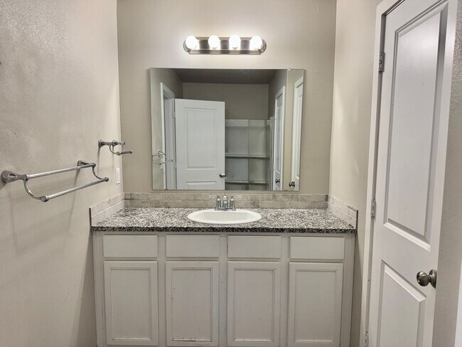 Building Photo - 2121 N Avenue J