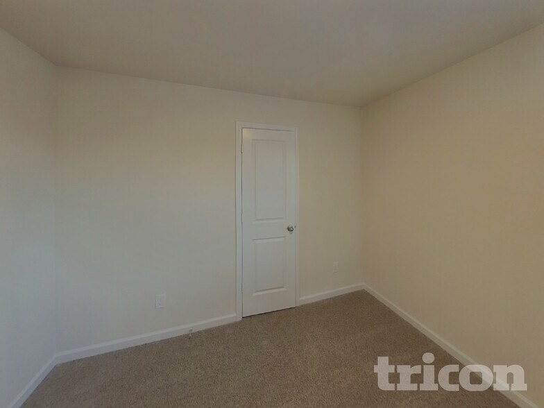 Building Photo - 110 Avondale Blvd SE