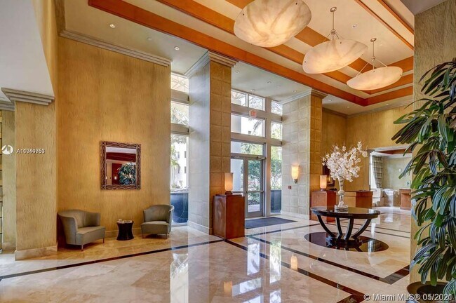 Building Photo - 7900 Harbor Island Dr