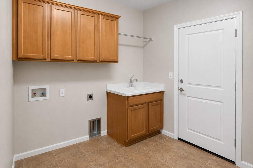 Building Photo - 7540 Abbey Cir